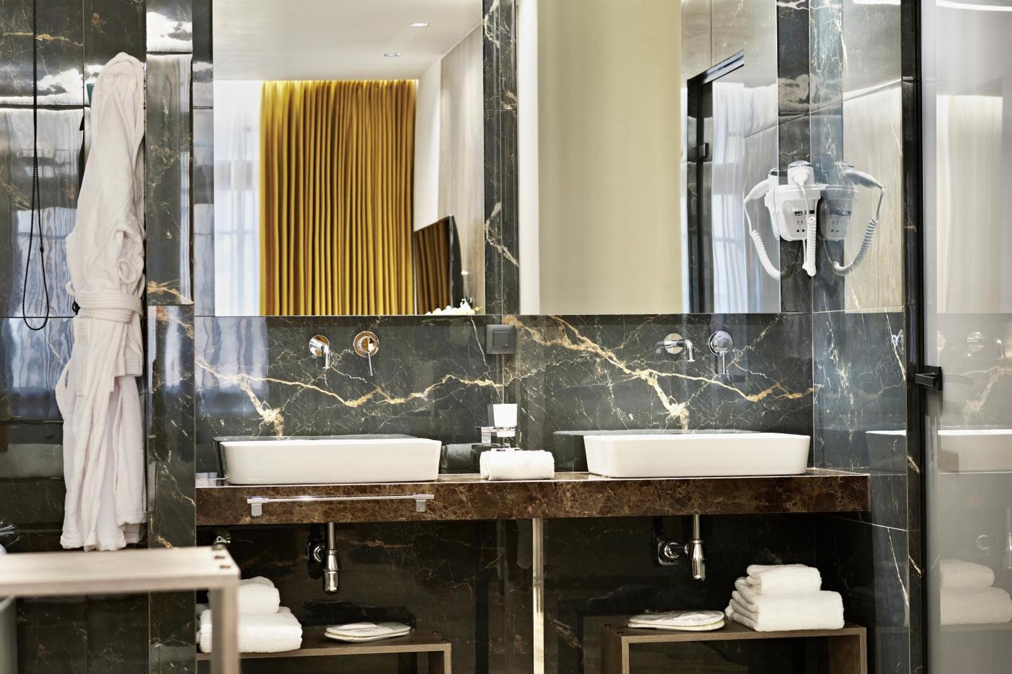 Hotel The L7 Str - Luxury Boutique Collection 4*