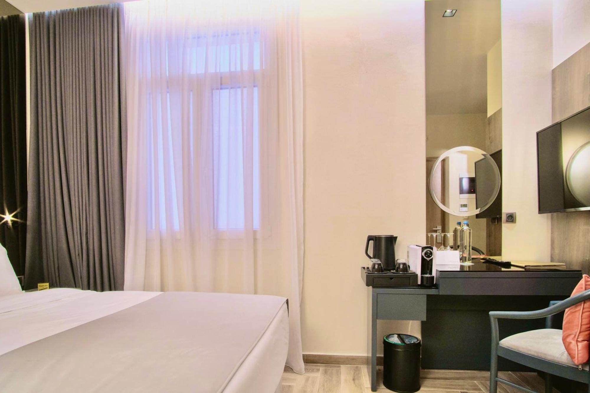 Hotel The L7 Str - Luxury Boutique Collection 4*