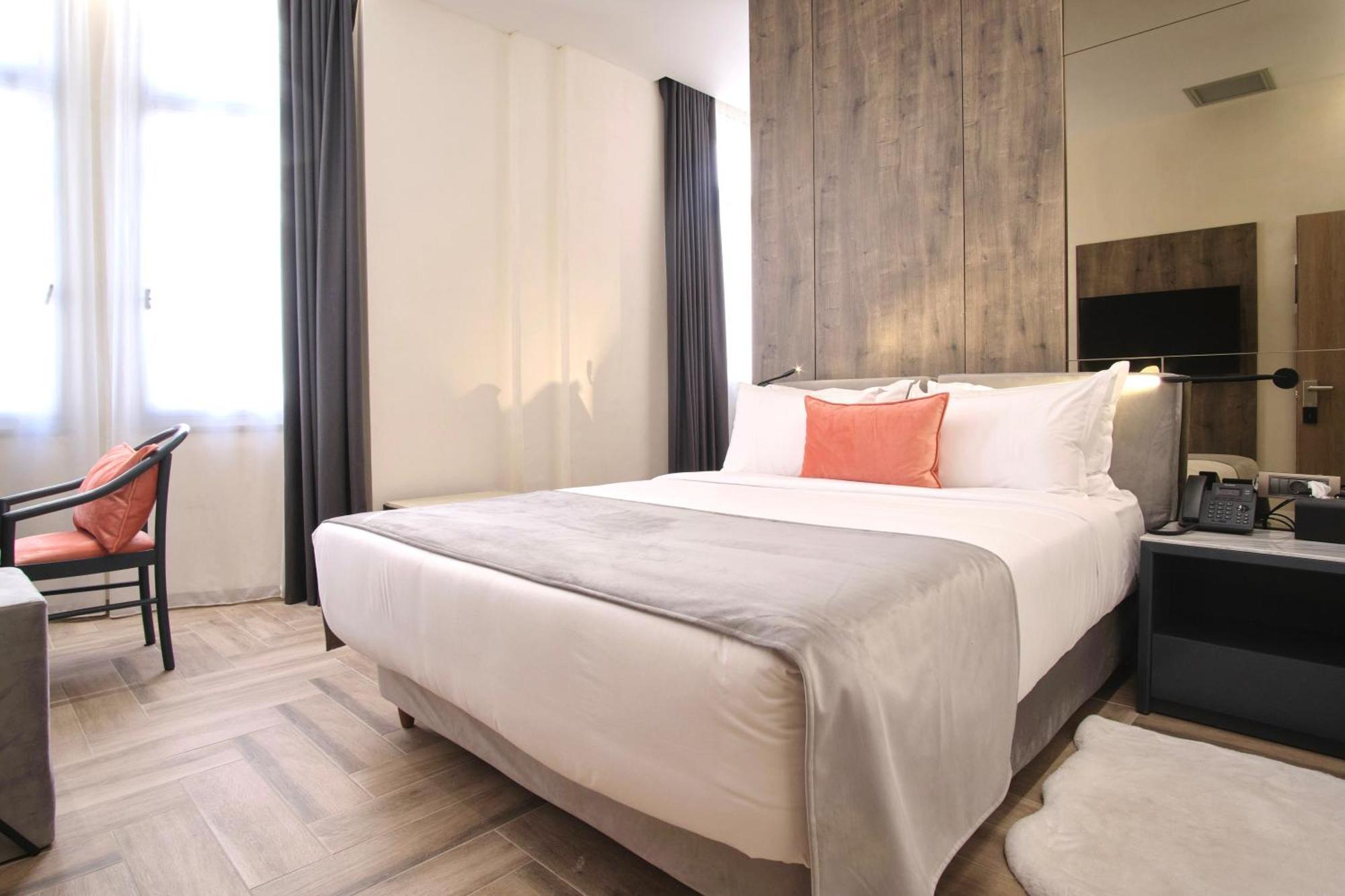 The L7 Str - Luxury Boutique Collection Hotel Athens