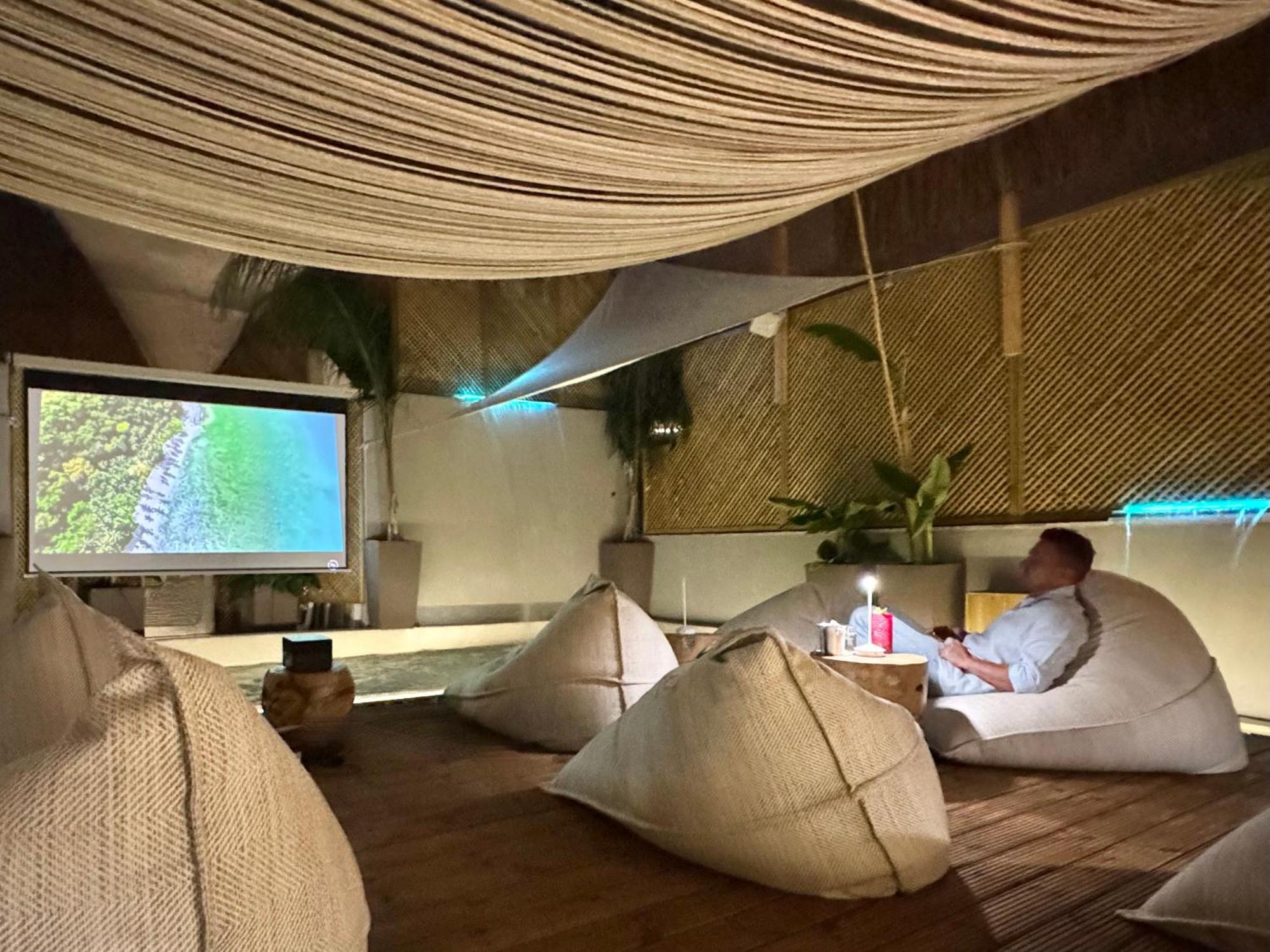 The L7 Str - Luxury Boutique Collection Hotel